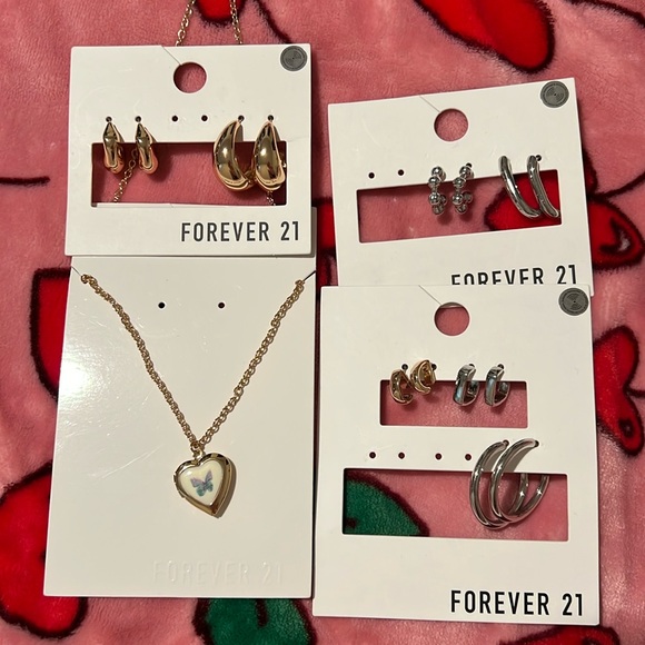 Forever 21 Jewelry - Forever21 locket butterfly necklace and earring sets!